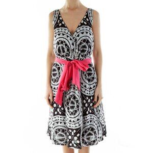 We Love Vera Black White Pink V-Neck Print Dress with Sash